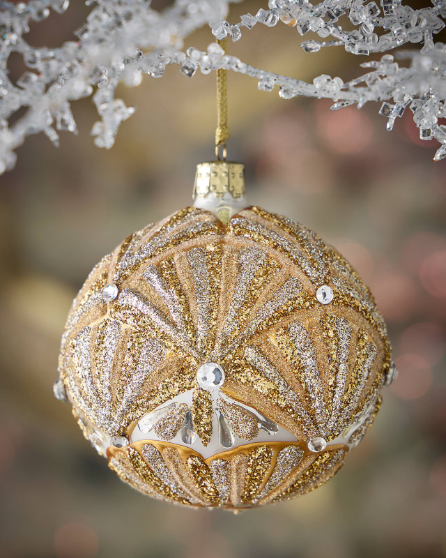 Winters Glow Glass Ornament